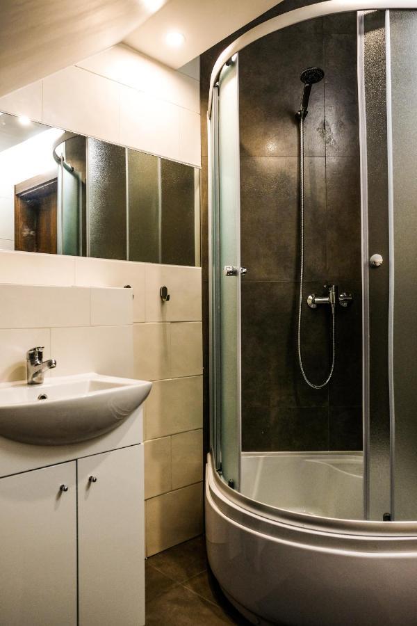 Villa 37B Bed And Breakfast วอร์ซอ ภายนอก รูปภาพ