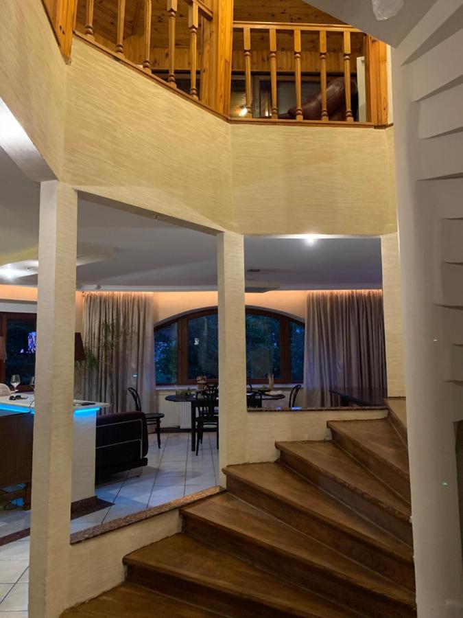 Villa 37B Bed And Breakfast วอร์ซอ ภายนอก รูปภาพ