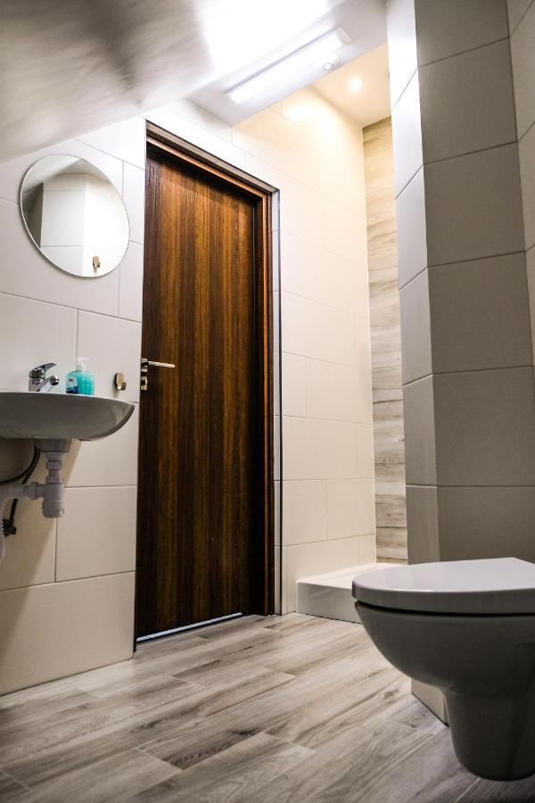 Villa 37B Bed And Breakfast วอร์ซอ ภายนอก รูปภาพ