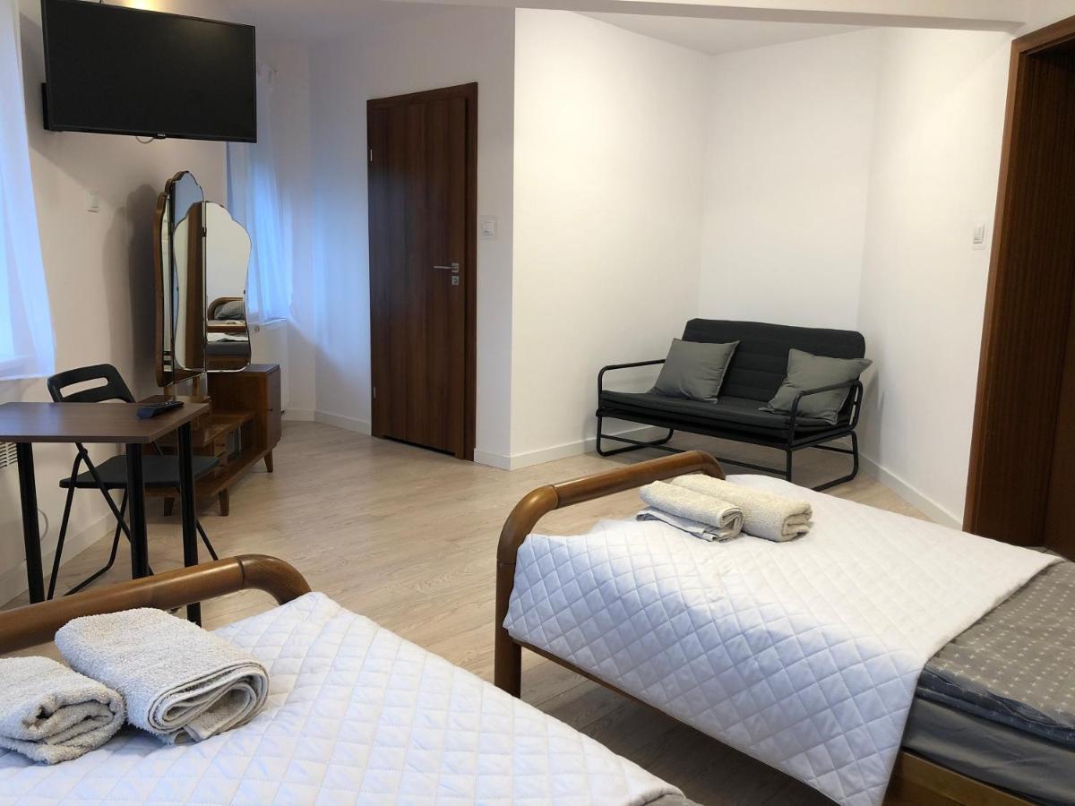 Villa 37B Bed And Breakfast วอร์ซอ ภายนอก รูปภาพ