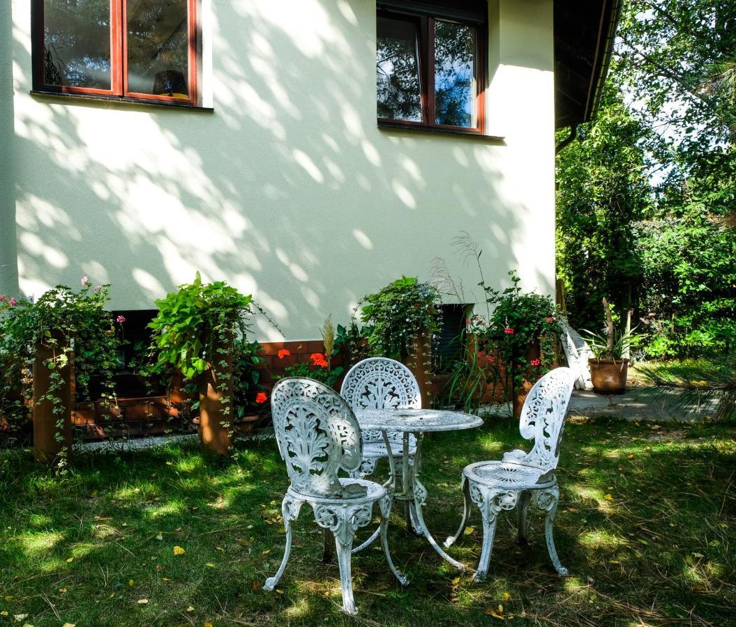 Villa 37B Bed And Breakfast วอร์ซอ ภายนอก รูปภาพ