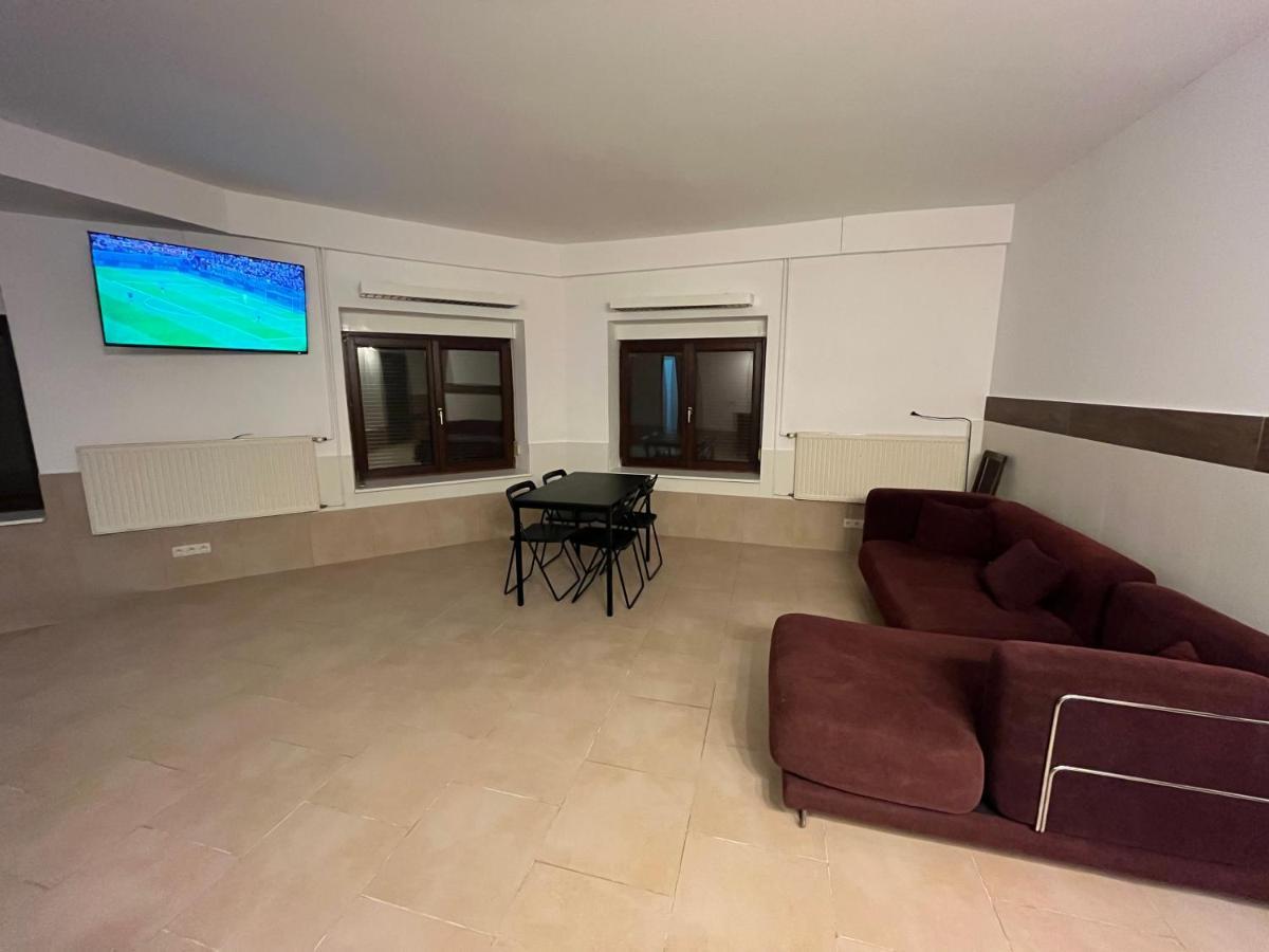Villa 37B Bed And Breakfast วอร์ซอ ภายนอก รูปภาพ